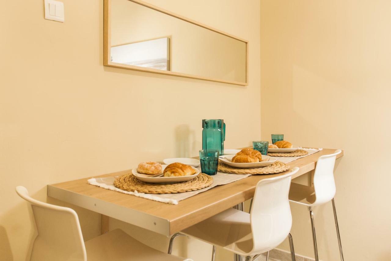 Central, Quiet, Cozy, Very Clean Private Apartment Close To Acropolis Athens Exterior photo